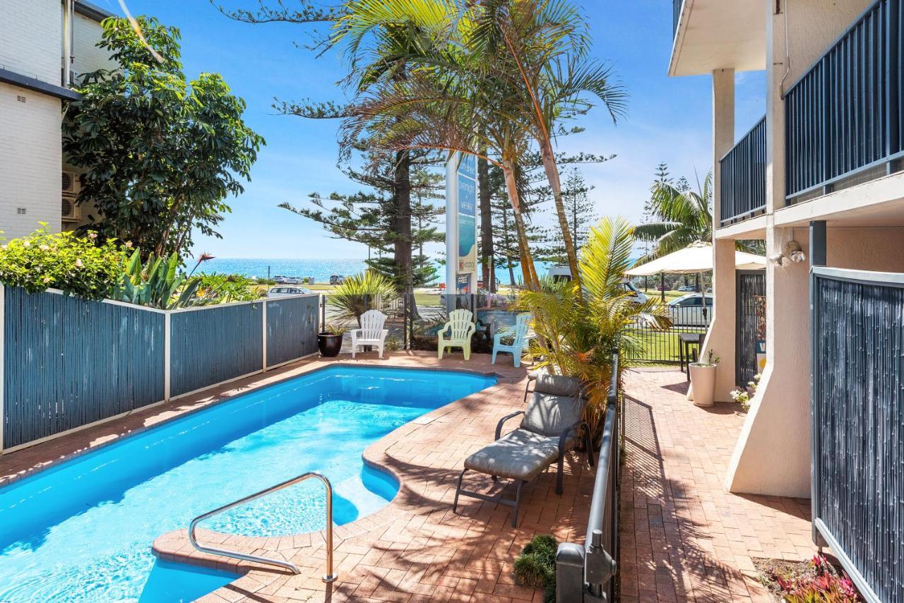 Beach House Holiday Apartments พอร์ตแมคควอรี ภายนอก รูปภาพ